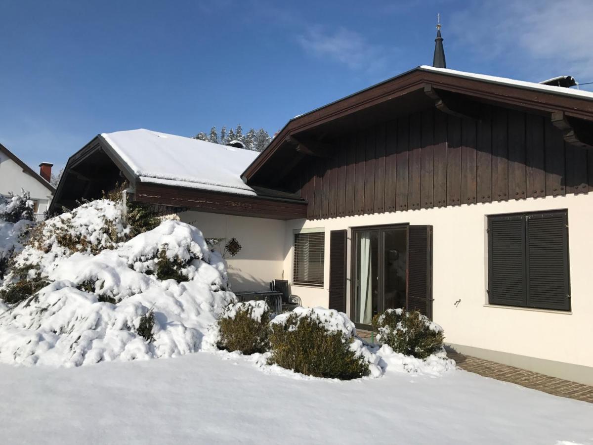 V Gemuetliches Gartenhaus Smihel nad Pliberkom Exterior photo
