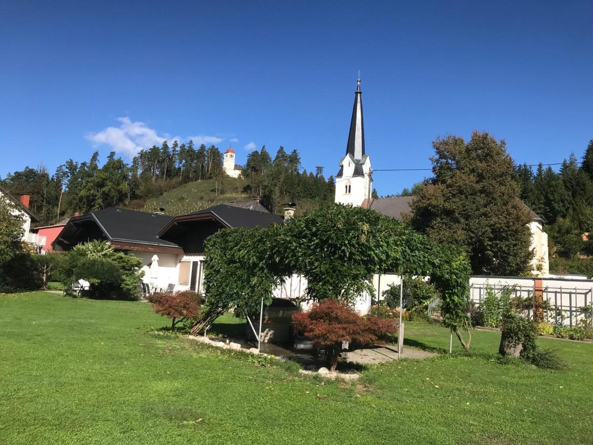 V Gemuetliches Gartenhaus Smihel nad Pliberkom Exterior photo
